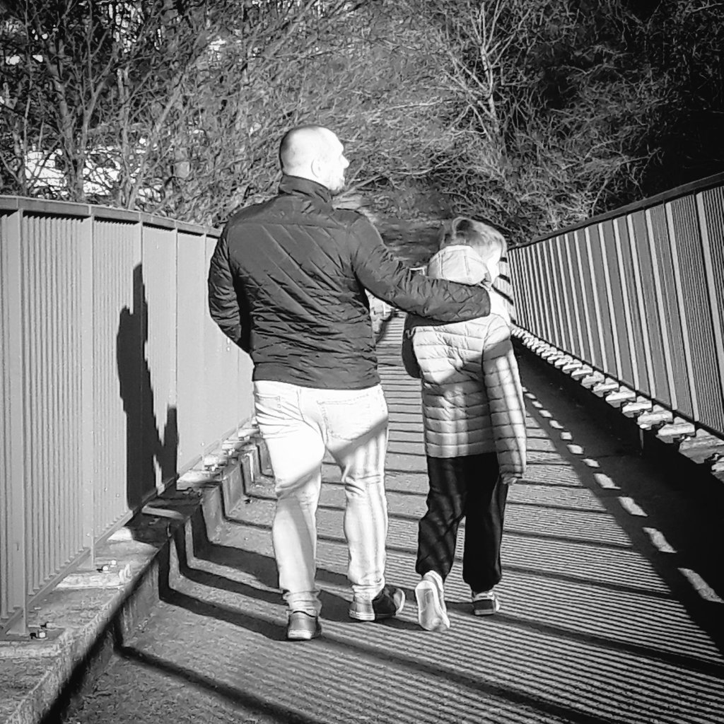 EptonTina's tweet photo. Simulated spoke finished and some quality time with my boys today whilst the girls where at dancing. Definitely felt like spring today  😍 #feelingpositive #unilife #mumlife #studentnurse #myboys https://t.co/JO8oaRTsCr