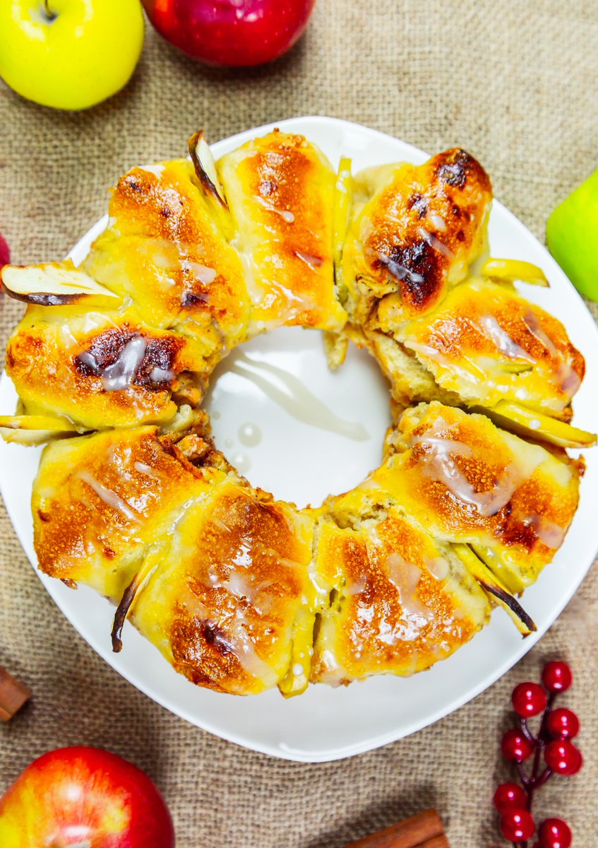 LucysKitchen01's tweet photo. #Apple #Cake (Total 3 Apples and Dough)
#cuisine #fruit #biscuits #bread #butter #candy #caramel #cooking #cream, #food #pudding, #recipe #vanilla #waffles #sweets #muffin #yummy #tasty  #melloweat #AppleCake #LemonJuice #PuffPastry #dessert #tastyfood
https://t.co/OsD6UGDfrb https://t.co/JRRNAZmlks