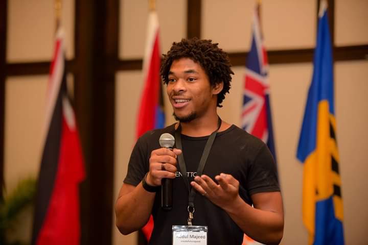 tuffcrowdtt's tweet photo. SOCIETY! UnEVERSaLlY! *cries* *shouts CHaNgE! 

What does your favorite poet sound like?

#tuffcrowdtt #tuffcrowd #antiopenmic https://t.co/3QgwiVzCLC