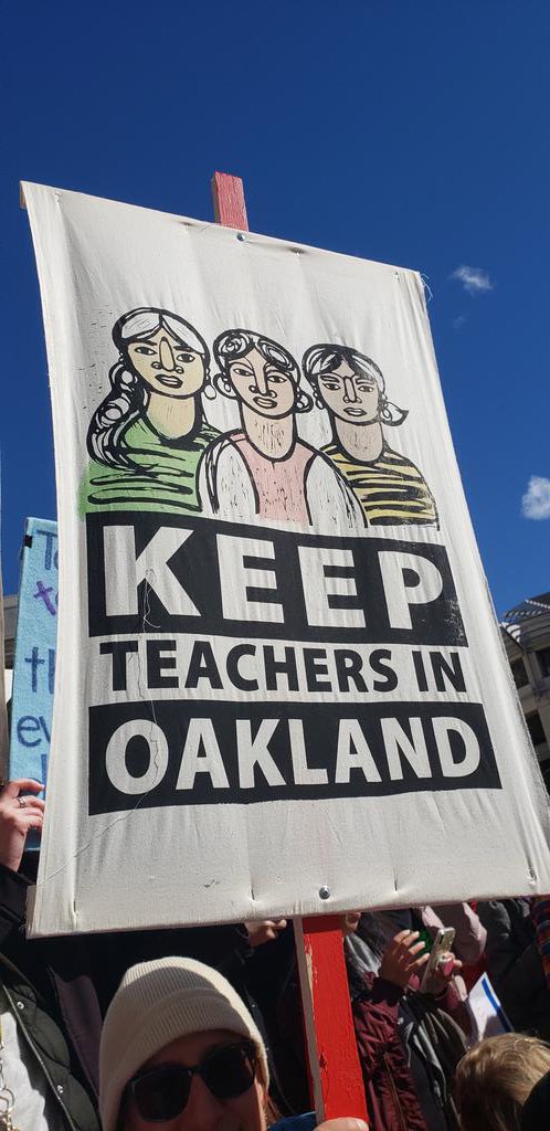 CaliforniaLabor's tweet image. Teachers, students, parents and labor stand together united in Oakland and across the nation!! 💪🍏 #OUSDstrike #LAtotheBay #StandWithOaklandTeachers @OaklandEA