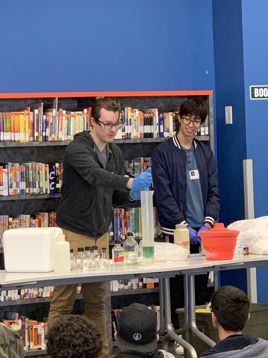 TosaTeam's tweet photo. Thank you to the UCI chemistry grad students who volunteered their time to talk about why they ❤️ science! #explodinggummybears #silvermirror @dwyerjroilersHB @UCIChemistry https://t.co/olCOaewMLk