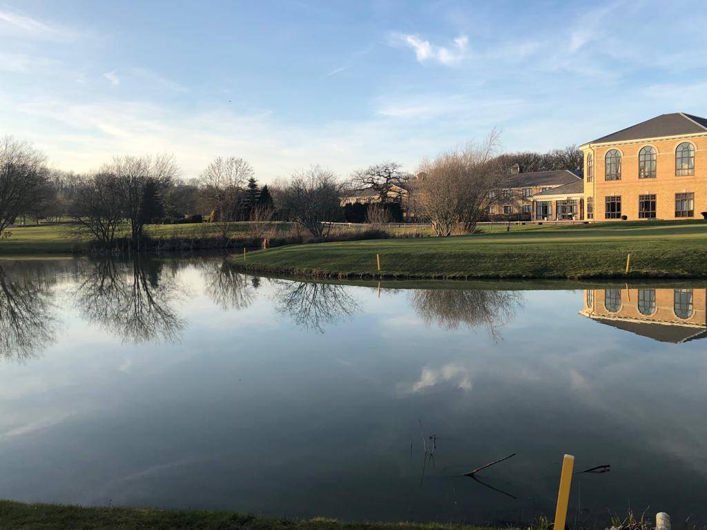 Can you believe in the sunshine today we saw temperatures of 15 degrees! With this weather forecast all weekend it really is time to get out on the golf course🏌️‍♂️ Tee times are available throughout the weekend
beltonwoods.co.uk/golf/
#golf #spring #beltonwoods #teetimes