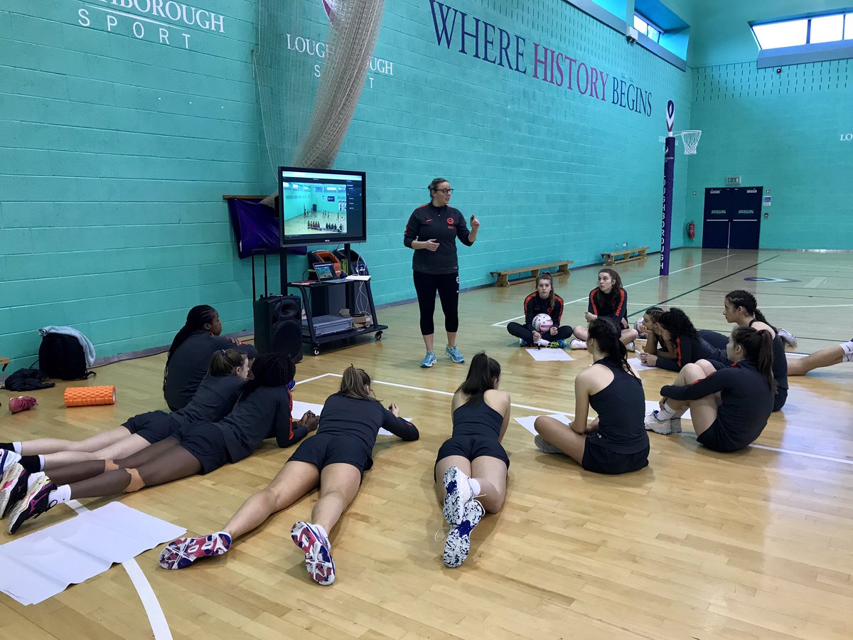 LauraMc_TM's tweet image. Another busy day for @NetballU17 🌹
Shooting 🏐🗑✔️
PA 📹✔️
Technical ⛹🏽‍♀️✔️
🥪🍗🍓🍏🥯🍿✔️
Stretch &amp;amp; Recovery🧘🏽‍♀️✔️
More 🍞🍗🍌🍇 ✔️
Match play 💪🏽🙌🏽👏🏽👊🏽✔️
Ice baths 🥶❄️🛀🏽✔️
🚗🏡🚿🥗🥘😴🛌✔️

Ready to go again tomorrow! 
#ItsUsItsNow #RosesRising