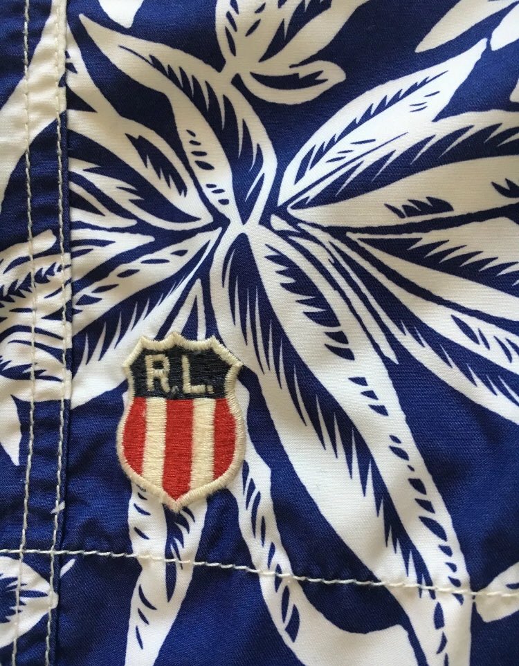 sandrasick's tweet image. @RalphLauren can you advise when this logo on swim shorts dates back to? #rl #polo #polorl #polosport #poloralphlauren #polohead #lohead #ralphlauren #vintage #ebay