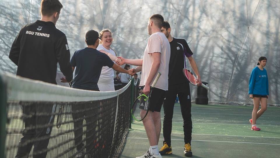 BritUniTennis's tweet photo. Congratulations #StudentTennisNetwork Kieran Matthews & co @rgusport on another successful #BritishSocialChallenge π
πΎ 52 students
πΎ 6 universities
πΎ 1 fun filled weekend of social tennis β
More π https://t.co/sUh0DWtjES
#unitennis #tennisopenedup https://t.co/gvTiEhYbe1