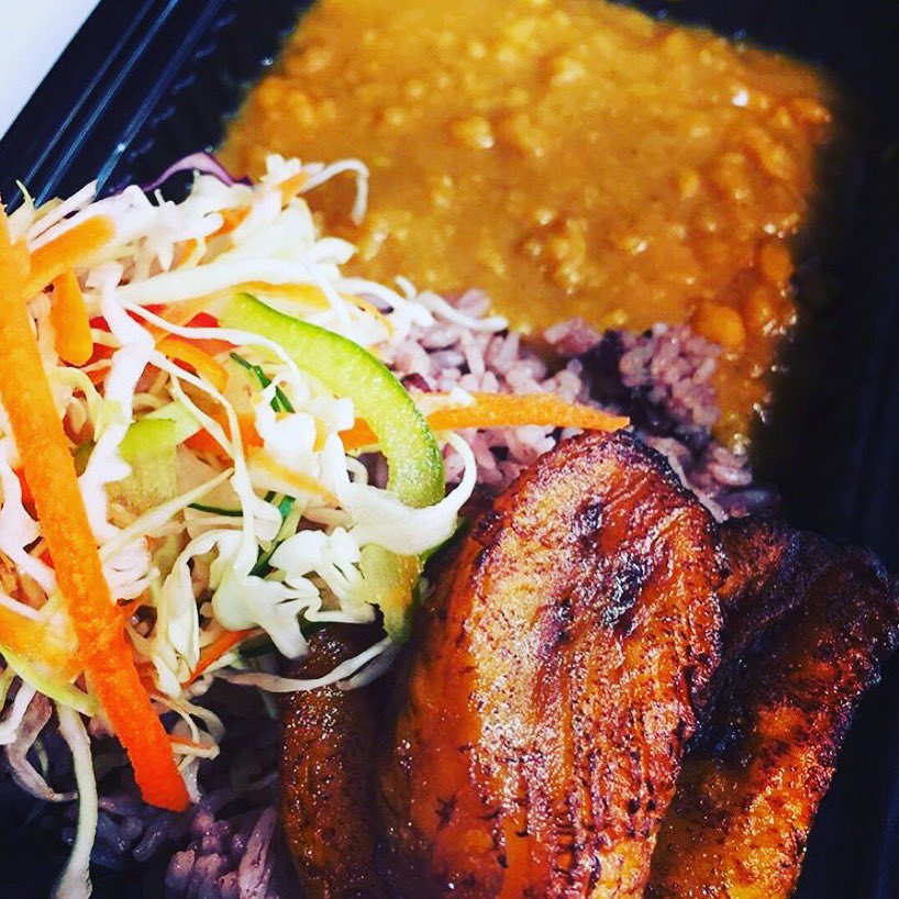 Food porn for the Veg Heads #currydhal 
THUR SF LUNCH 12p-2p 430 California 

FRI SF LUNCH 12p-2p 115 Sansome 

SAT EL SOBRANTE 1p-7p 4801 Valley View Rd. 

#currydhal 
#scotchbonnet510
#jamaicanfood