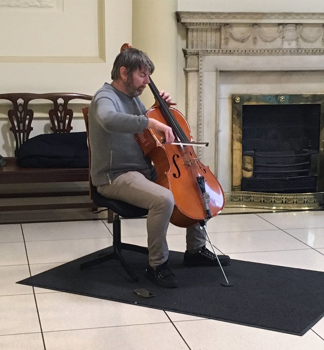 earo_chair's tweet photo. Earo chair in use at @Spikecellofest by Cellist Kevin Murphy.
-
#spike #moveplay #earochair #orchestra #classicalmusician #orchestrachair #cellochair #symphony #violin #flute #cello #clarinet #trumpet #design https://t.co/bQDYVKLvri