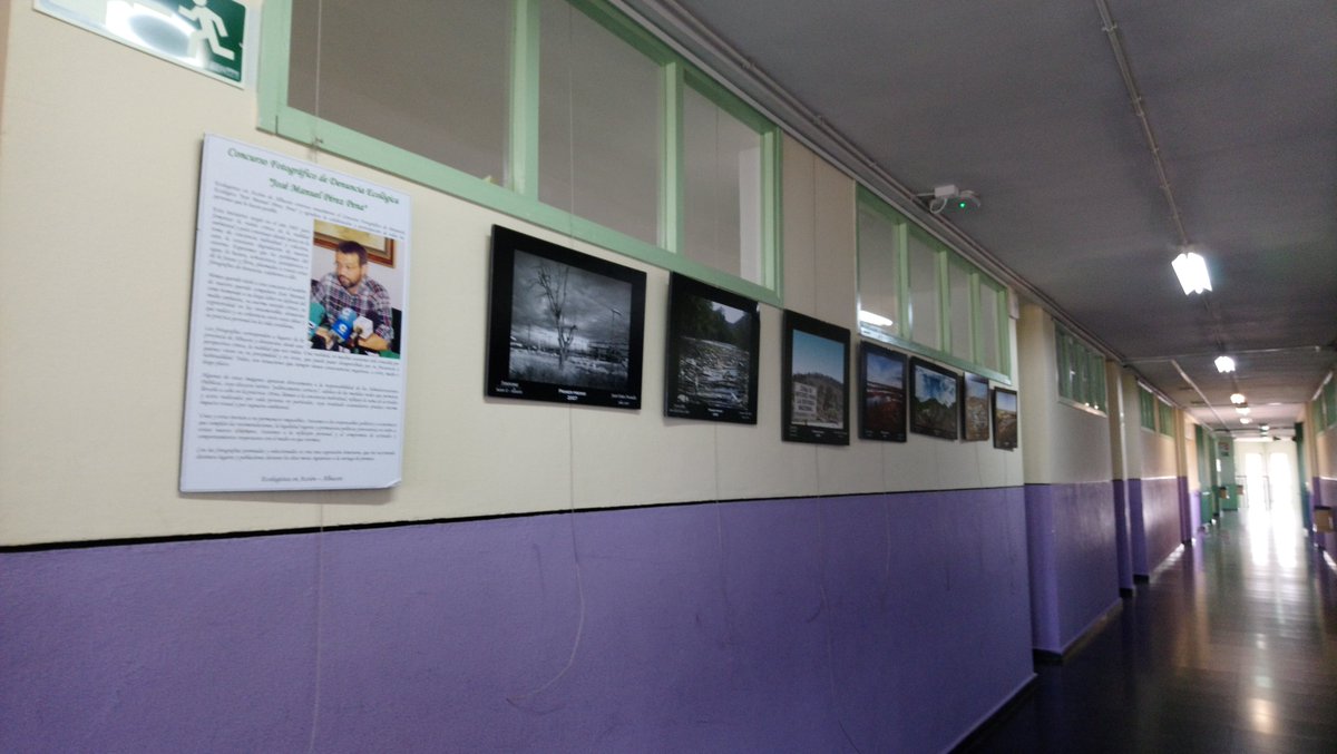 Mañana es el último día en Villarrobledo de la Exposición de fotografías del Concurso José Manuel Pérez Pena de <a href="/EcoEnAccionAb/">Ecologistas Albacete</a> en el <a href="/octavio_ies/">IES OCTAVIO CUARTERO</a> después de hacer estado en el <a href="/IESCENCIBEL/">IES CENCIBEL</a>