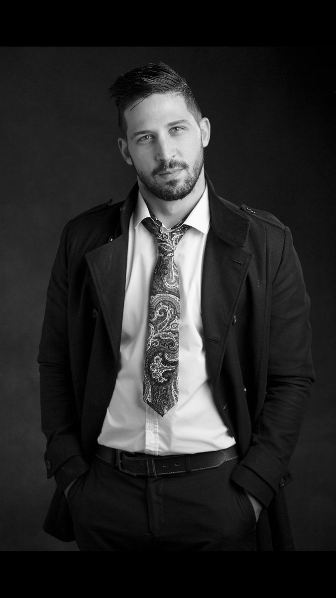 One of our incredible MC's we have in our show
#maledancereview #performer #comedian #mc #laughs #fun #love