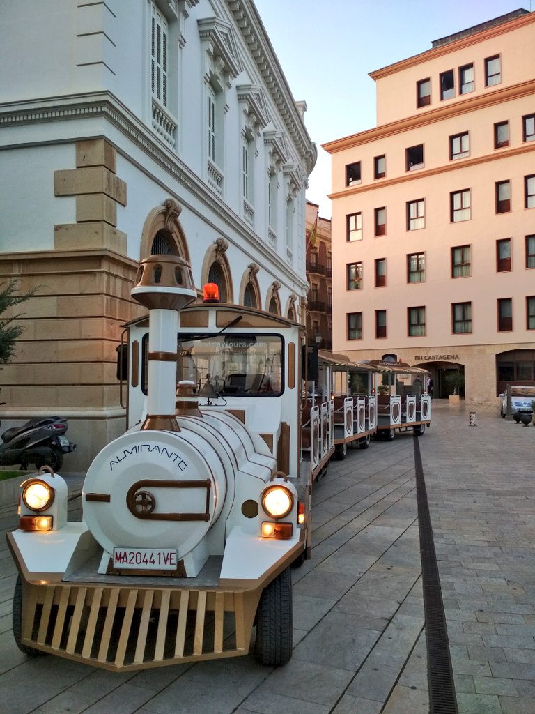 ¡Felicidades a todos los premiados en los #Excellence2019Cartagena ! Muchas gracias a <a href="/CruisesNewsMG/">CruisesNews Media G.</a> por escoger a nuestra ciudad un año más en el <a href="/El_Batel/">Auditorio El Batel</a> y a Policía Portuaria <a href="/PuertodeCtg/">Puerto de Cartagena</a> por facilitarnos el paso de nuestro Almirante Tren Turístico para llevar a los invitados
