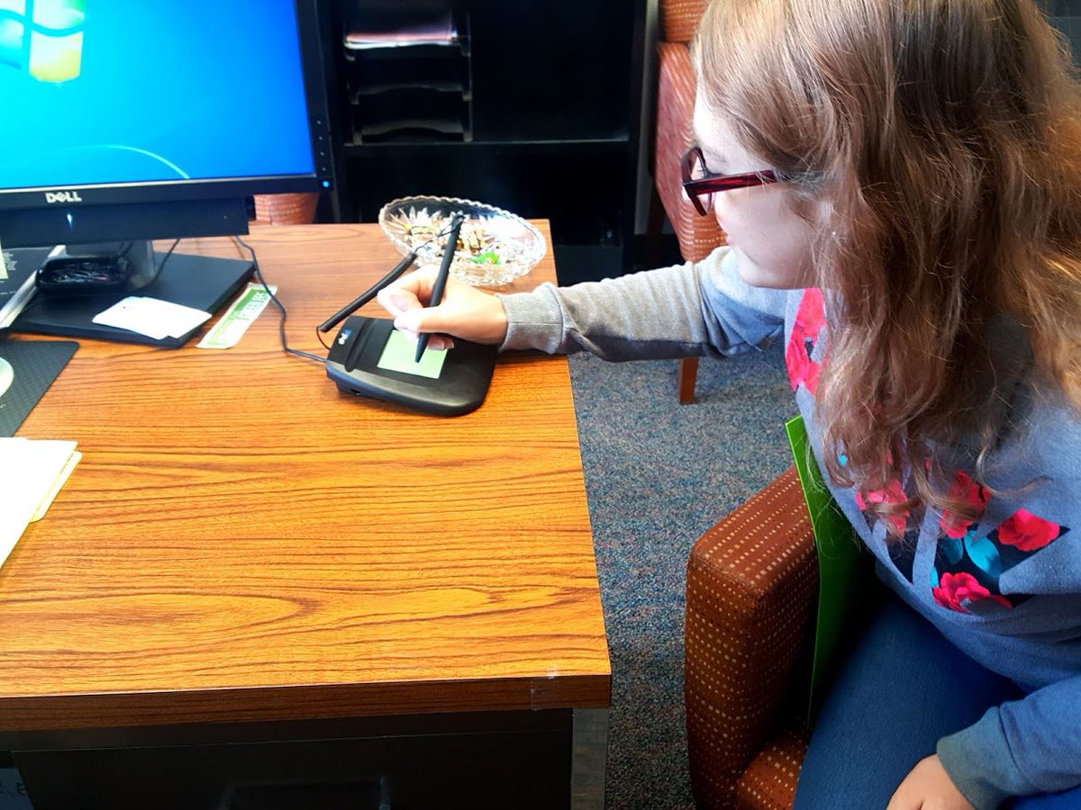 Laura Morgan, our Mechanical Engineering advisor, received a grant from the Office of Sustainability to purchase electronic signature pads. No more losing RUN#s and no more waste! #SustainableSalukis #Sustainability #SIU <a href="/SIUsustain/">Sustainable Salukis</a>