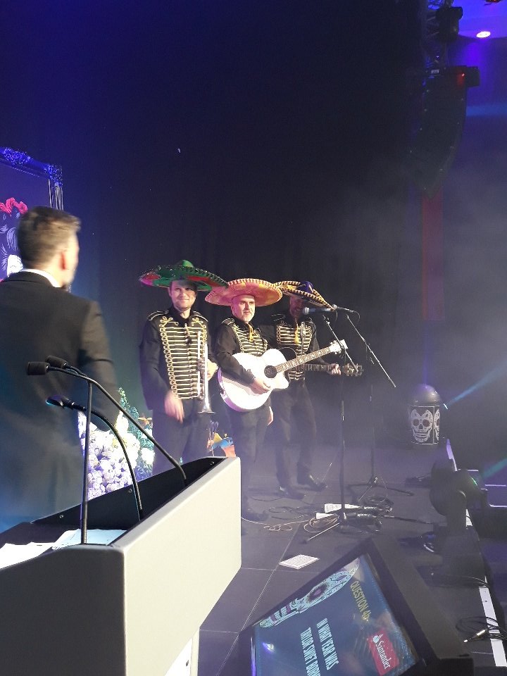 MidsPropQuiz's tweet photo. The @MidsPropQuiz music round well under way! #MPQ2019 https://t.co/I5FRg0LALM