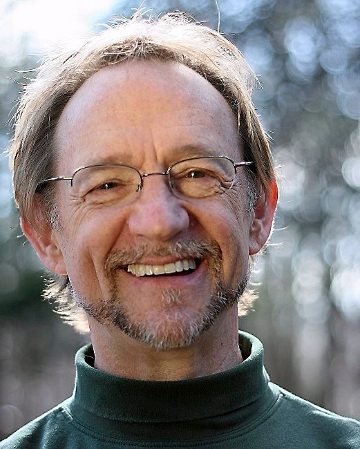 MarkHamill's tweet photo. So sorry to hear we lost #PeterTork. The Monkees never got the respect they deserved. Their music catalogue remains one of the richest in Pop History. Thanks for being such a big part of my childhood &amp; beyond, Pete. #RIPPeterTork https://t.co/zpiolgAfKu