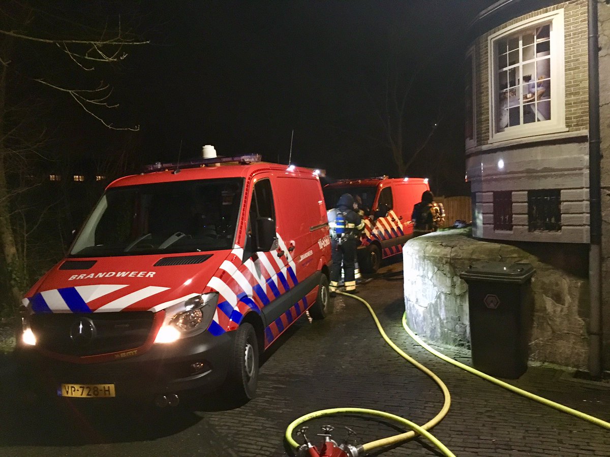wvloenen_van's tweet photo. 4e keer SI-2 training @vrnhn elementair #offensieve - #defensieve lans. #Logistiek tiptop voor elkaar #Team #regio #Alkmaar #compliment👍🏻🚒 #enthousiaste #deelnemers https://t.co/Gk5mOVRrC1