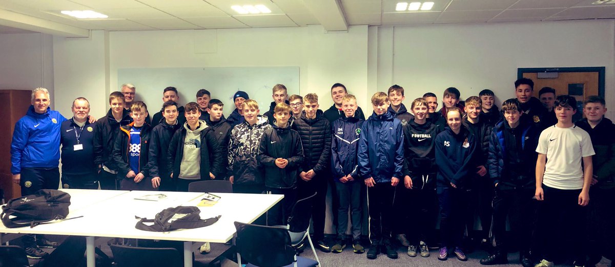 ✍🏻 MENTORING ✍🏻

<a href="/WorcsFA/">Worcestershire FA ⚽</a> is running a free mentor workshop on Sunday evening for match officials who want to help the next generation in the early part of their career. Would you like to attend? No experience needed! 

📧 referees@worcestershirefa.com