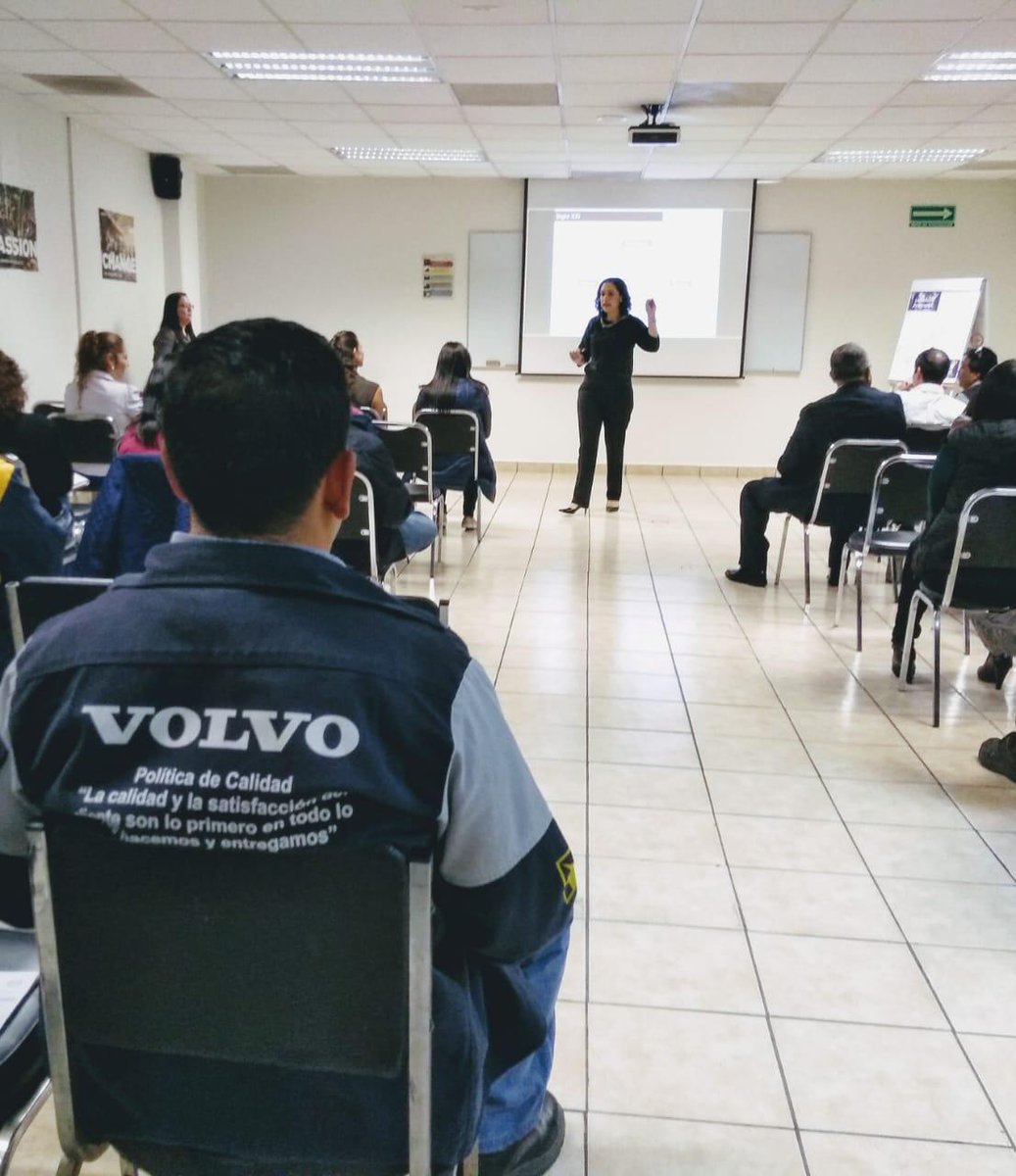 STWoMenIn's tweet photo. Hoy comenzamos una serie de conferencias para el día internacional de la mujer. 

Reconocemos el valor que nos otorgan y por medio de estas conferencias queremos crear conciencia para impulsar la carrera de muchas mujeres. 

¡Gracias Volvo por ser nuestro socio de negocio! https://t.co/7RSvZ1u9GK