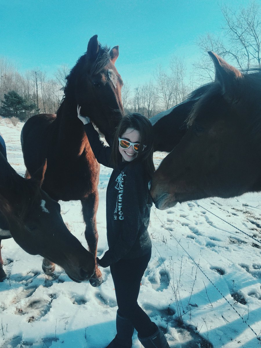 checklesseq's tweet image. took some time to see my baby and his pals today ❤️