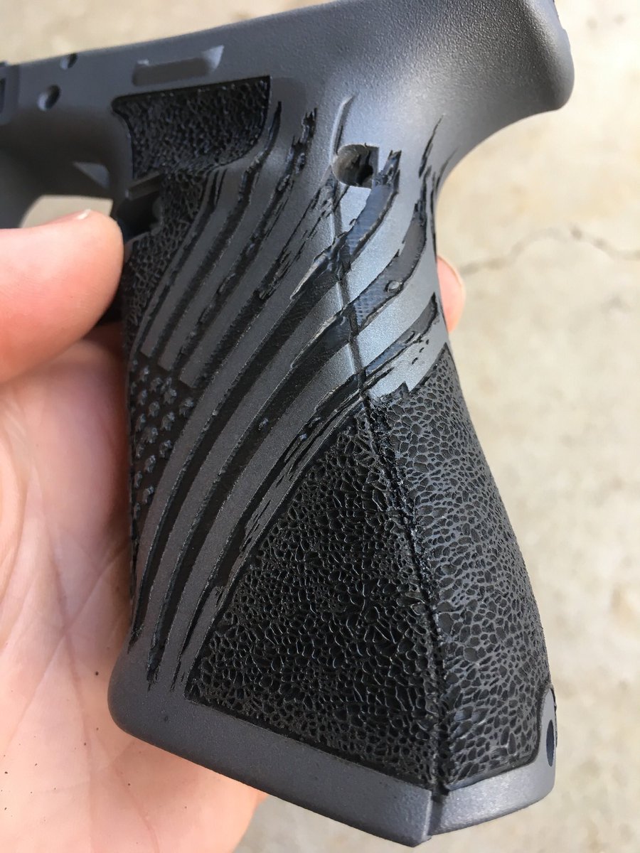 alpha_dog_arms's tweet photo. Custom #merica #tatteredflag seamless 360 degree #laserstippling on a #glock17gen3 .
.
.
#customglock #customglocks #customguns #customguns #stippledglock #stippledglocks #glockstippling #glockstipple #stippledgrip #glock19 #glocks #glocksdaily #glockslides #glocksonly https://t.co/TVfASh6MVi