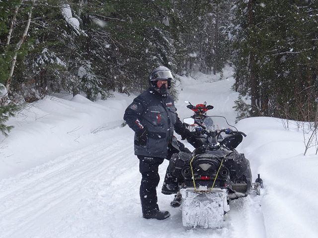 advjoe1's tweet photo. Posing Sled Style
Great riding today from New Liskeard to Temagami. 10cm of fresh powder and a light snowfall all morning was a perfect closing to an incredible 2,500 kilometre adventure.
#notallwhowanderarelost #advsnow #winterwonderland #arcticcat #of… https://t.co/IkQxqUKaOL https://t.co/XgDtNF7XqT
