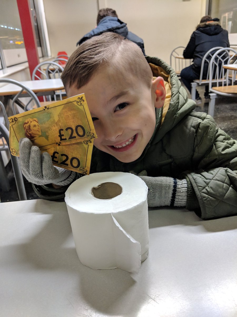 ShellB_Official's tweet image. Tonight we saw @davidwalliams Billionaire Boy at the @BelgradeTheatre Grest show,  great cast WE LOVED IT! Jaxons super happy with his Bumfresh 😂