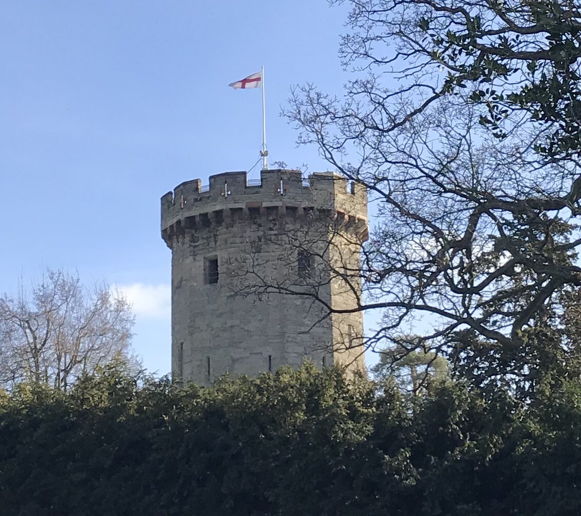 C3_BuildingRegs's tweet photo. Sunny day in #Warwick presenting a #buildingregs and #firesafety CPD to @Robothams https://t.co/s0d524gyov