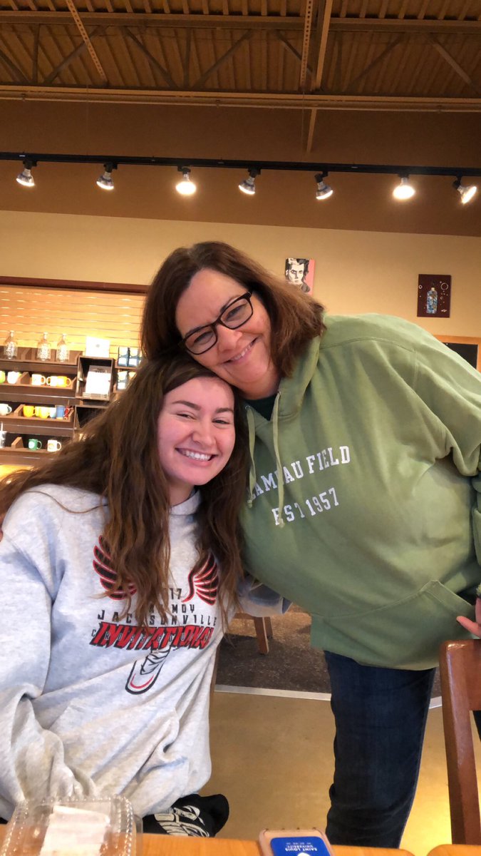 moore_darby16's tweet photo. Happy birthday to a true # bestie. Thank you for everything, especially your amazing advice. And also for repeating that advice to me 678 times until I follow it. You are the friend everyone wants to have❤️❤️❤️ I love ya forever @gracekm21 https://t.co/AEuCg1DUaB