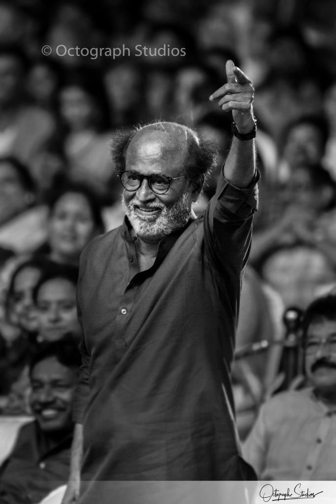 Nagendram9999's tweet image. Smile  And   style   
@rajinikanth 
#Petta 
#PettaMegaBBWorldwide 
#PettaContest 
#PettaBGM 
#2point0epicblockbuster 
#Rajinikanth 
#superstar 
#2point0epicblockbuster 
#Kabali 
#kaala