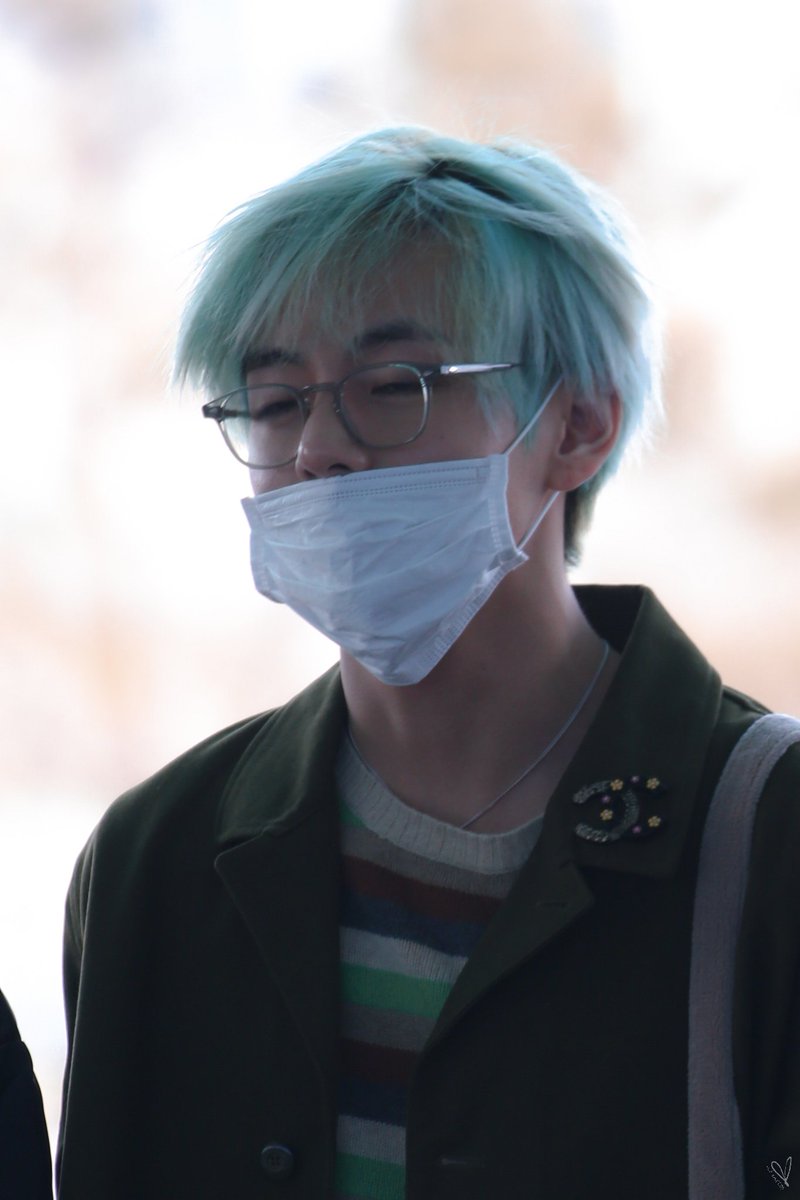 v_heart95's tweet photo. 190209 [HQ] 인천출국 

#Taehyung #태태 #태형 #뷔 
#방탄소년단 #BTS⁠ ⁠⁠ ⁠⁠@BTS_twt https://t.co/2y9AxRNkML