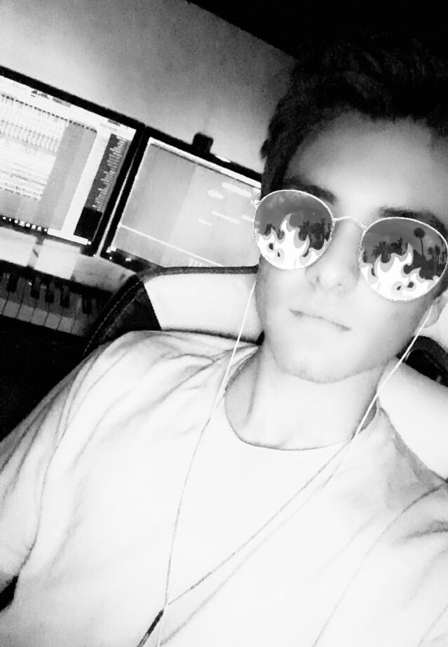 DJDaxxOfficial's tweet image. Working on new stuff for the first time in a while, excited?