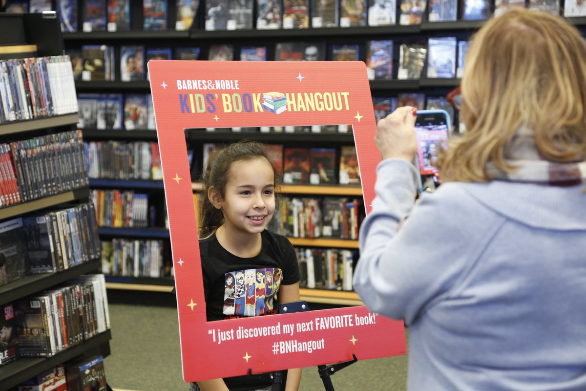 Barnes Noble On Twitter Thanks To Everyone Who Came Out To