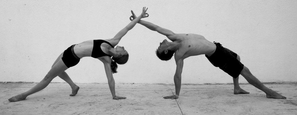 SLACKROBATS's tweet photo. 14 Partner Yoga Quotes To Lift You Up https://t.co/e4vUkbN8xP https://t.co/Z5pofae1nz