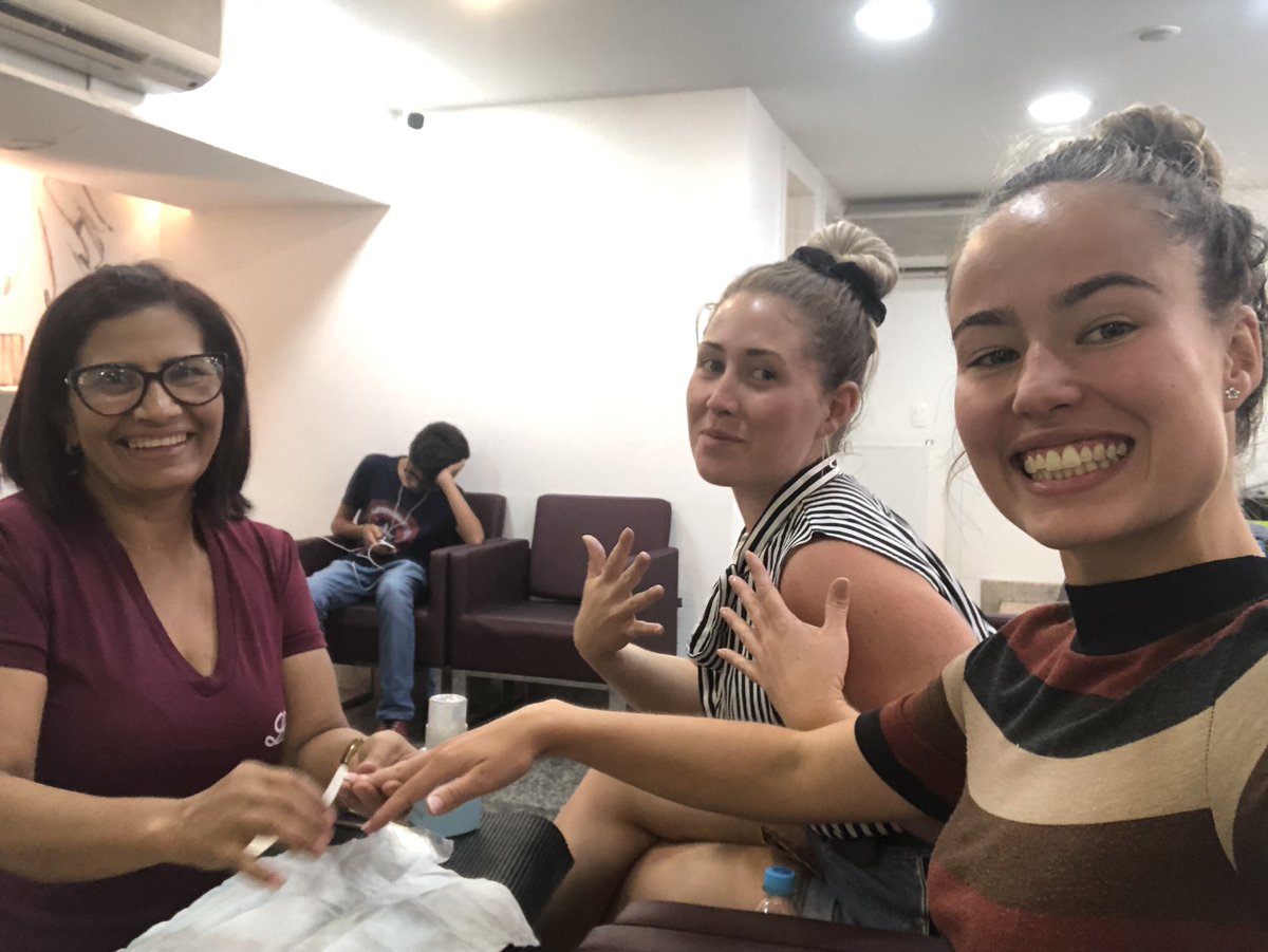 SianPickard's tweet photo. Sometimes after a week of work you just need some pampering 💅🏼#manicure #UONLawBrazil https://t.co/oHbEKC3xDh