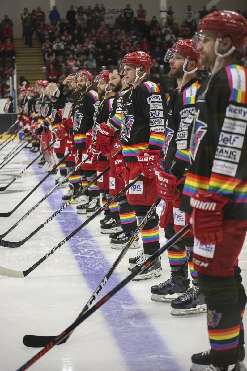 cardiffdevils's tweet image. 🌈
📸 @KerryPhotoJ_USW &amp;amp; @TheWelshWoman