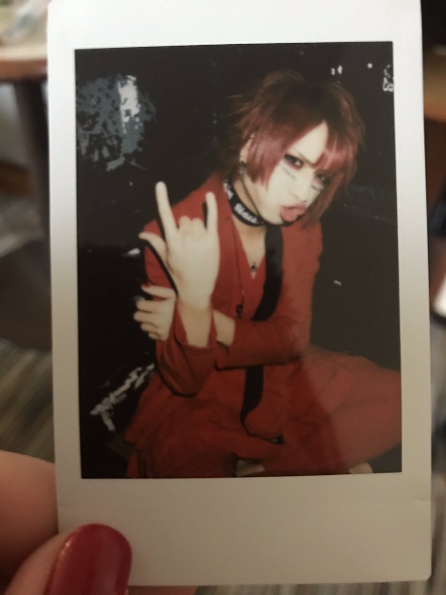666torihiki's tweet photo. 【お譲りします】
GOTCHAROCKA 2/9 京都公演のJUNさんチェキを1000円でお譲りします。
今月のイベントで手渡し、振込み後郵送可能です。
お気軽にお声がけ下さい。 https://t.co/cMKsSe23lI