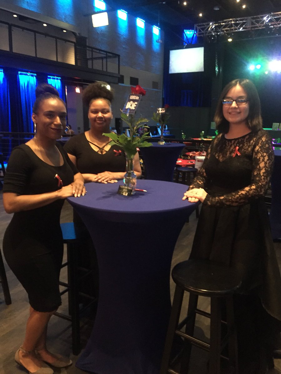 beadsandthebrav's tweet photo. We love seeing you dressed to impress! #wff #beadsandthebravegala https://t.co/zHUrH58VDK