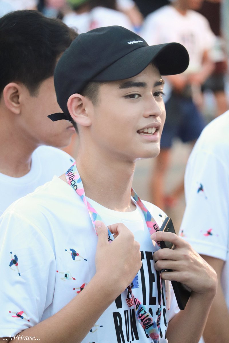 NiceVHouse's tweet photo. ได้เหรียญมาแล้ว👏เก่งมากครับผม👍
@SMAKIDZ_
#nicevitchapol
#VoterRun2019 https://t.co/NTyggJQq9F