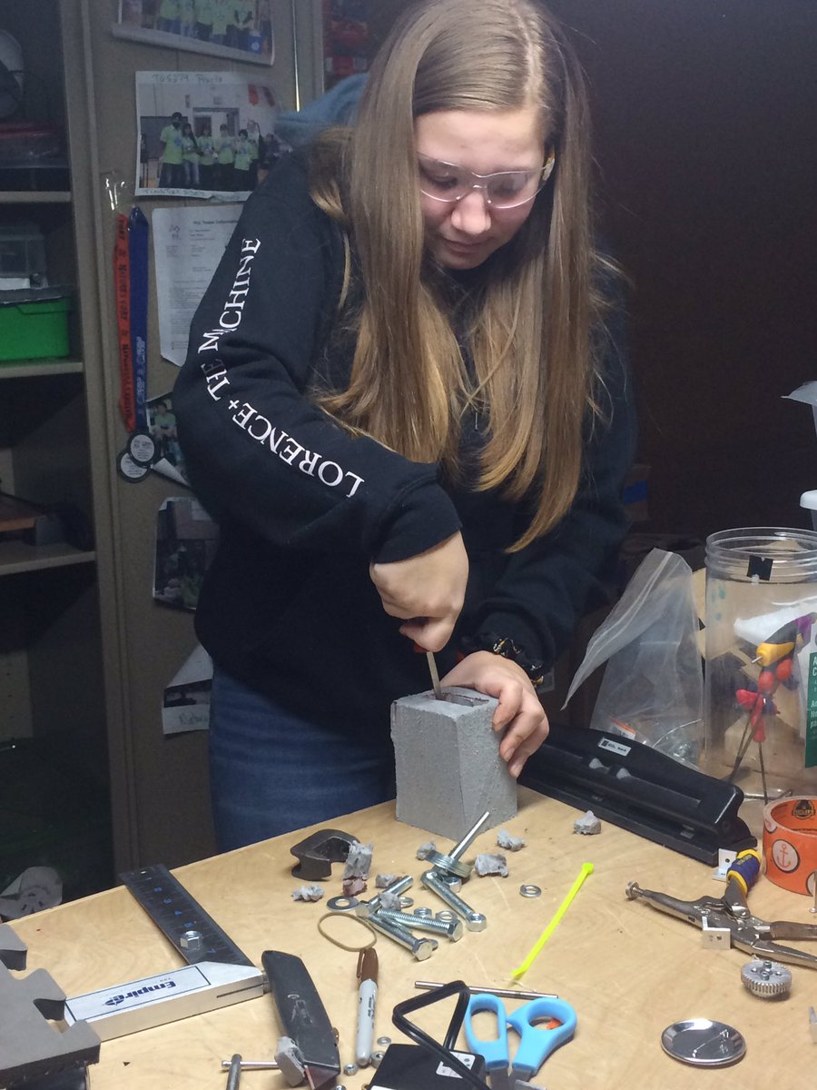 "Everyone else is going to be so jelous of our new marker" -Kyla        So... Regionals is tomorrow and our robot is still... well, I mean at least it looks like a robot this time #tbtToYonkers  😅 #nosleeptillPace #TminusTwelveHours