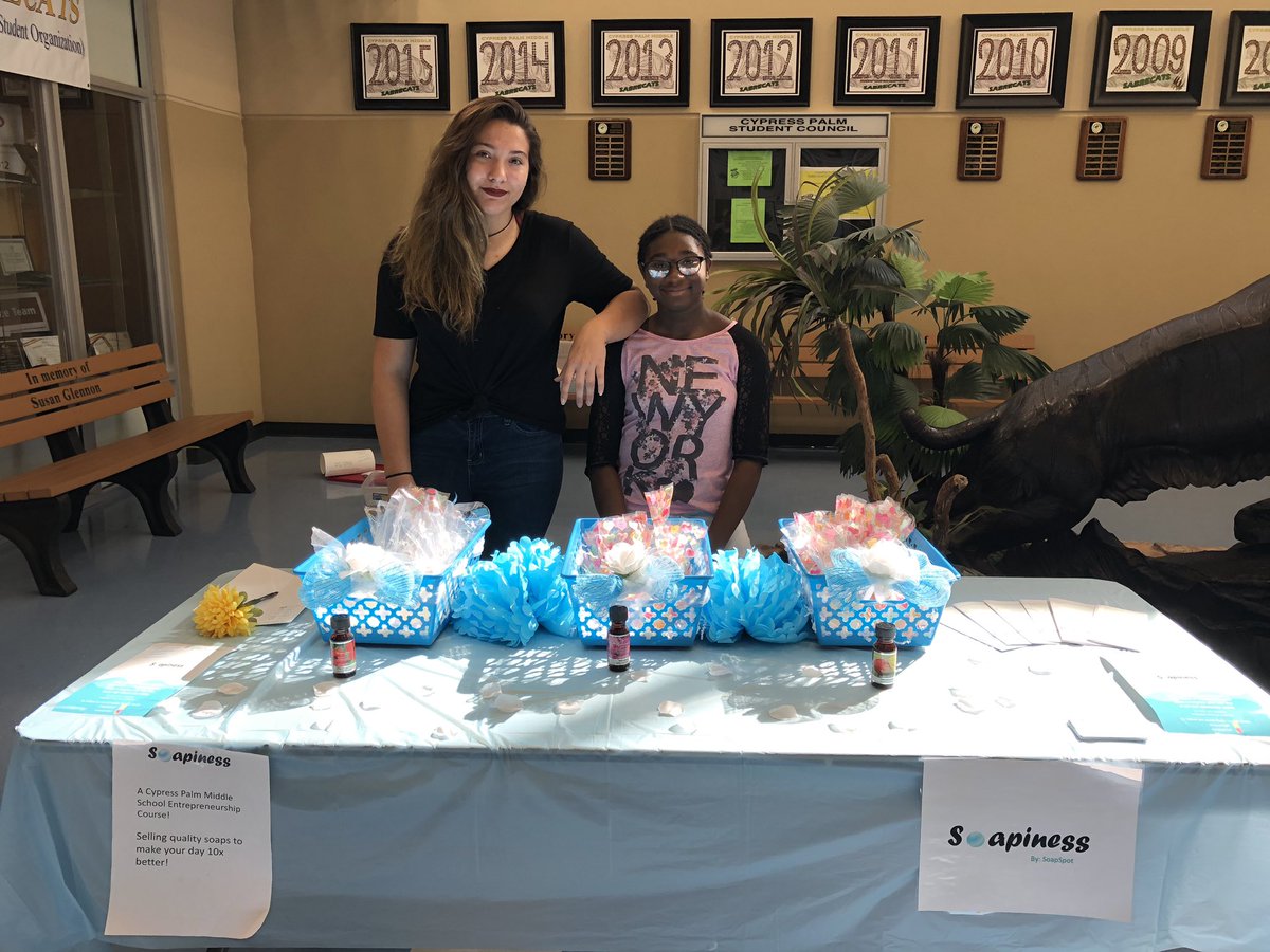 msthomasccps's tweet photo. Four of the @CypressPalm #businesses sold their product at today’s basketball games. #CPMmeansBusiness #MakingLearningRICH #youngentrepreneurs https://t.co/ryOhuyXU2T