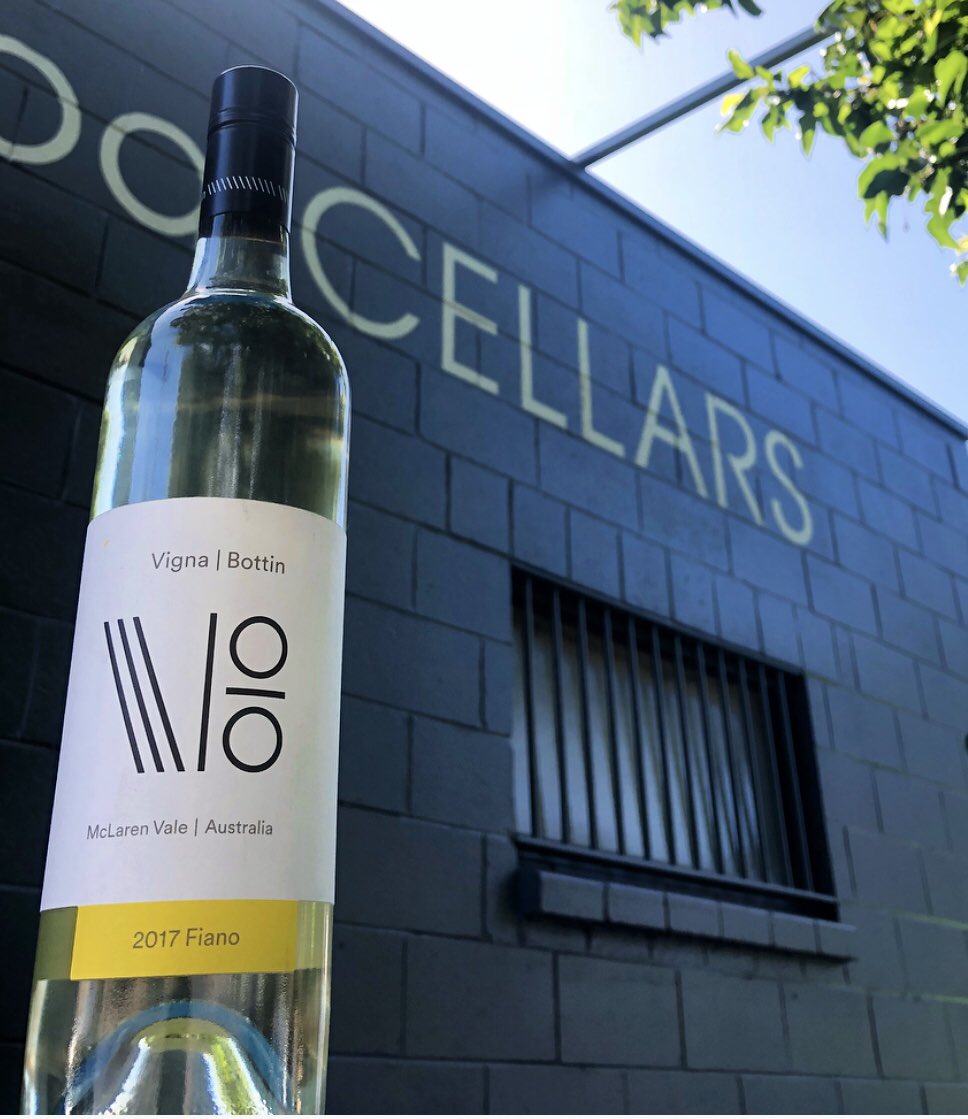 vignabottinwine's tweet photo. Where you’ll find our #wine?
👉🏼 Goodwood Cellars - #Fiano
👉🏼 Edinburgh Hotel &amp; Cellars - #Versecco &amp; #Sangiovese
👉🏼 Brighton Cellarbrations - Versecco, #Vermentino, #Shiraz, Compare Shiraz
➕the range is available #online https://t.co/oxBMGMEeBR @winewankers @onceuponawine_ https://t.co/1DyzTb634b