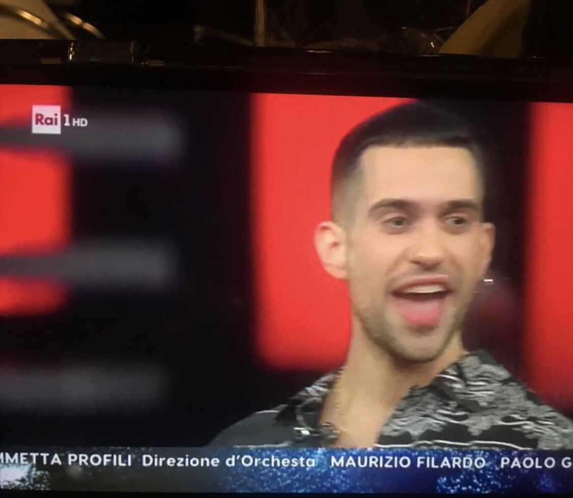 matteosalvinimi's tweet image. #Mahmood............... mah............
La canzone italiana più bella?!?
Io avrei scelto #Ultimo, voi che dite?? #Sanremo2019