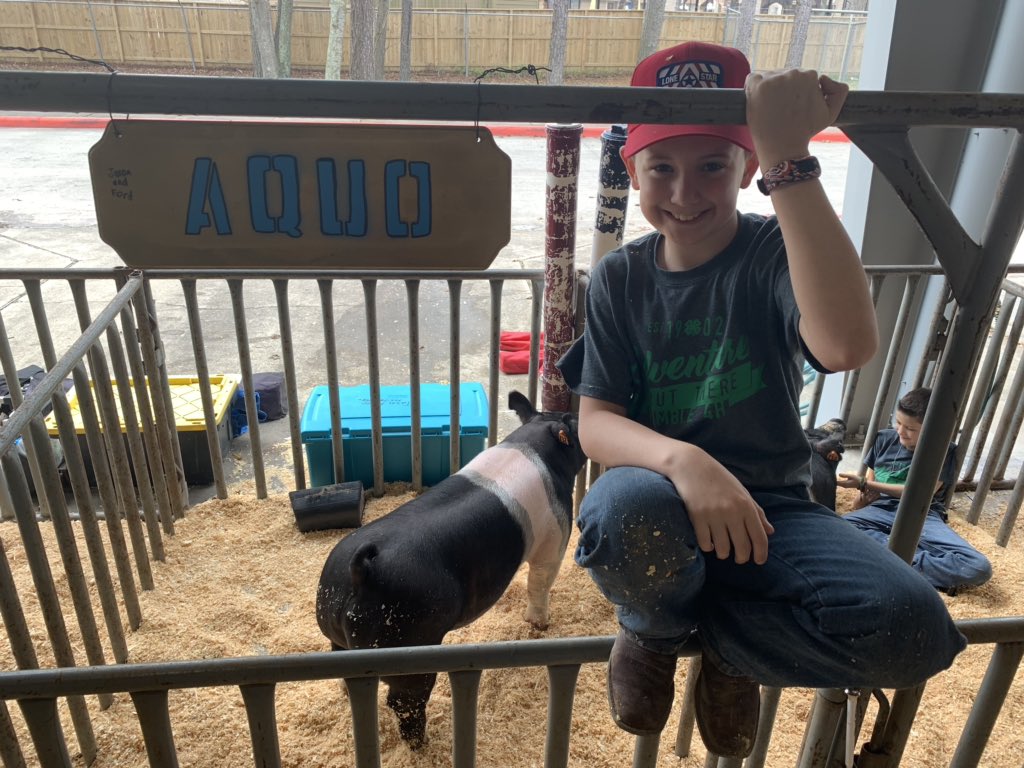 TheCoachMajor's tweet photo. Fun a #HumbleRodeo https://t.co/6CZ72Xqq7m