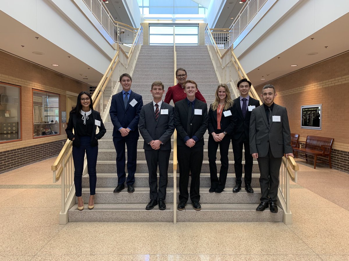 gabel_sandy's tweet photo. @phsmustangs Congrats to our Pondo Mock Trial team for qualifying for the State Tournament for the 3rd year in a row!! #3for3baby!! https://t.co/gkk1gU4Iir