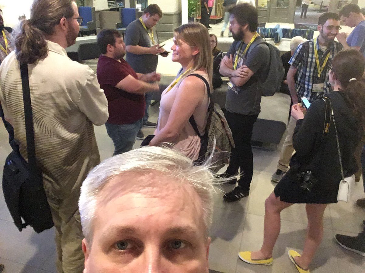 mgkimsal's tweet image. Great group of folks here... #sunphp19