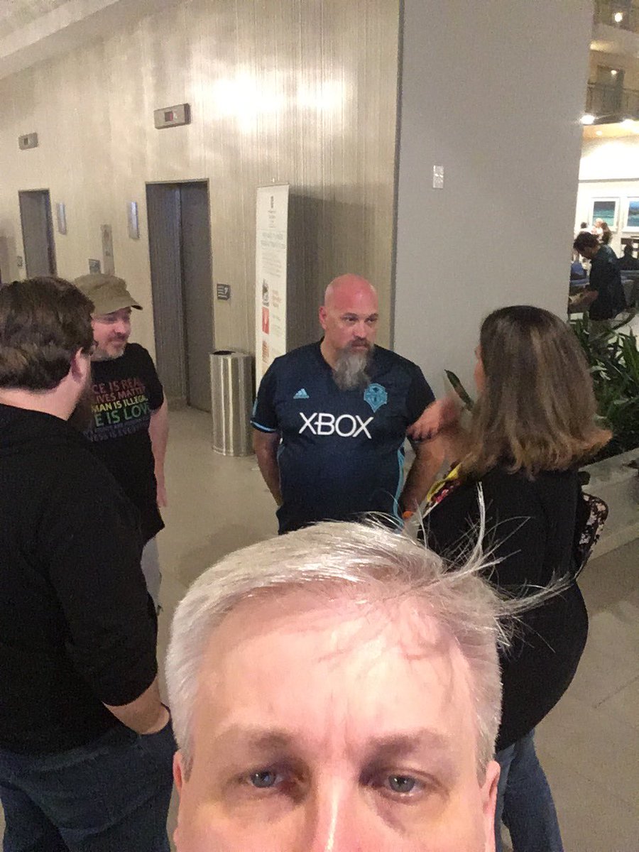 mgkimsal's tweet image. Great group of folks here... #sunphp19