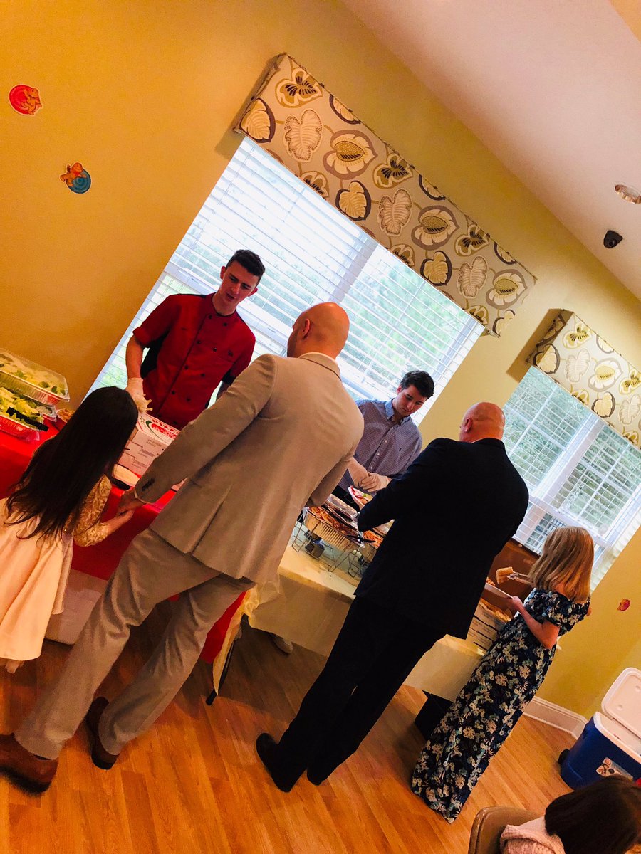 Academy of Finance is giving back again! Tonight serving at the Father/Daughter dance in Victoria Park.
#community♥️#CTEmonth
#VolusiaCTE