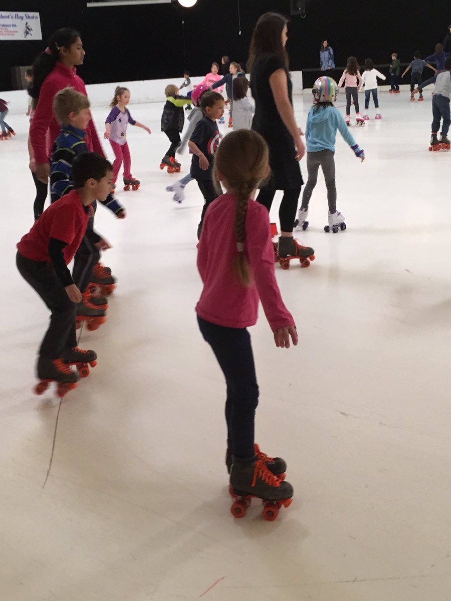 ason828's tweet image. My big girl saw my new shirt and thought it was a good motto for her skate class today, so we listened to “Fear” four times on the way to the rink and she had her best day yet. @Justin_5591 @blueoctober