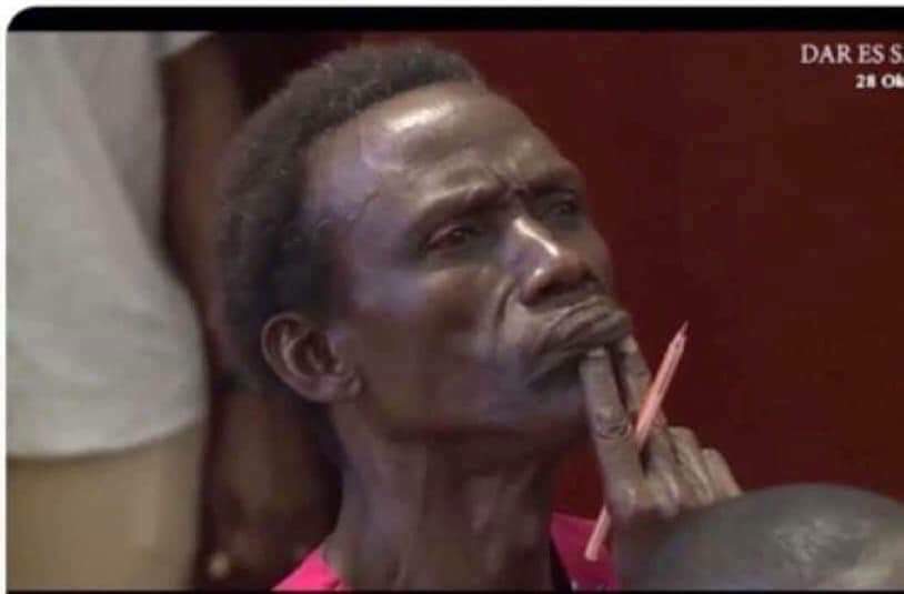 ashesperez's tweet image. Im just sitting here like: so how long till y'all pregnant again?