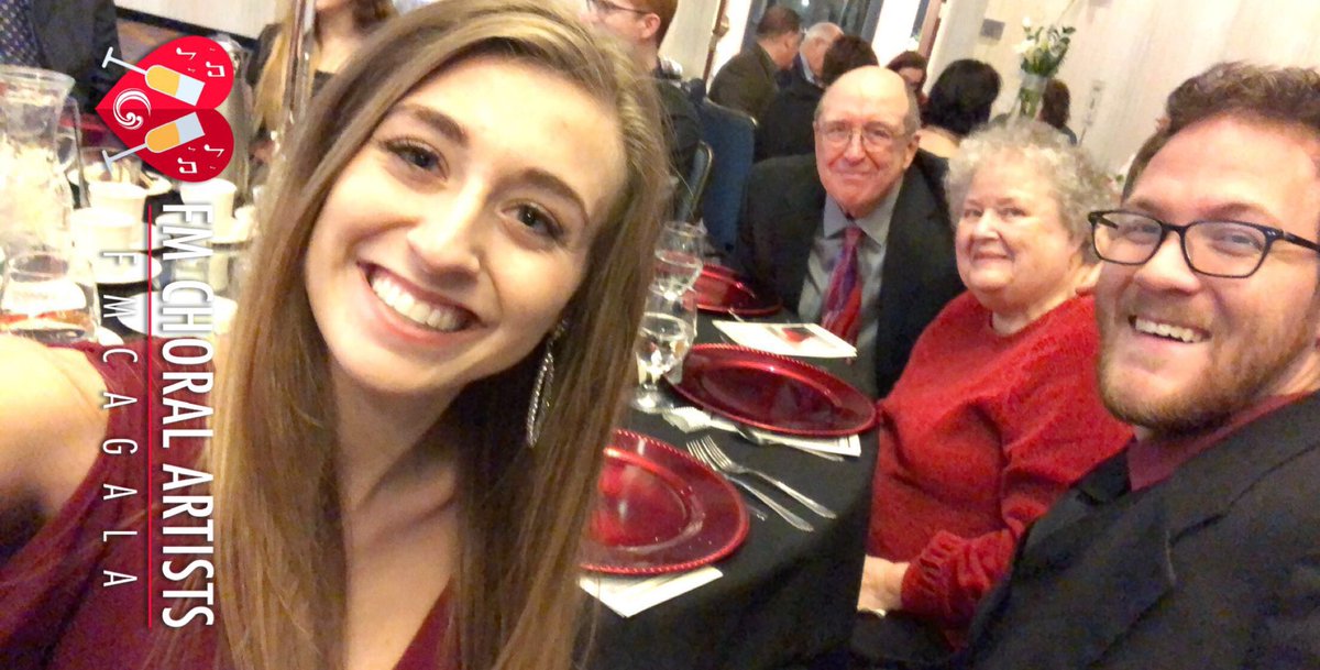 bryguybry's tweet photo. Enjoying our first time at the #FMCAgala #singtoinspire #supportlocalart https://t.co/6D2pTPLV3m