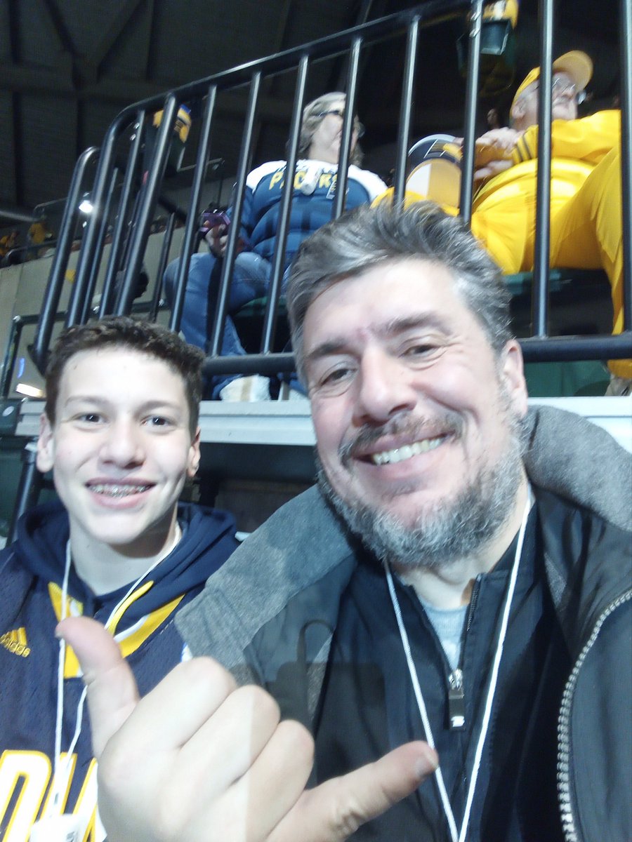 benprohm's tweet photo. #PacersGameNight https://t.co/pnascOrTNM