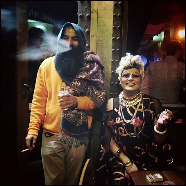 auma2's tweet photo. #berlin #Germany #crazyberlin #crazy #contrast #transvestite #beard #berlinbynight #night #nightlife #party #smoke #smoking #igersberlin #travelphoto https://t.co/MDiLSlZ8PQ https://t.co/zeXkJlQj3K